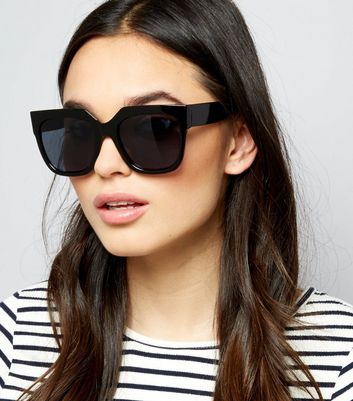 black flat top oversized sunglasses
