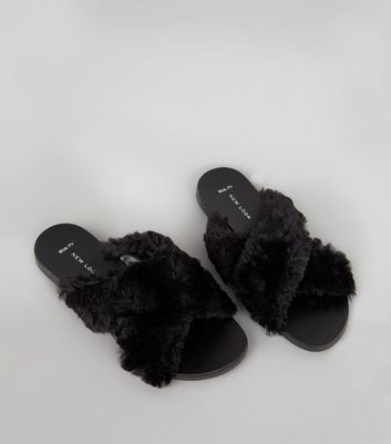 wide fit sliders fluffy