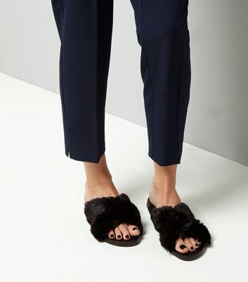 fluffy sliders wide fit