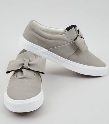 bow front slip on trainers