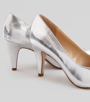 Wide Fit Silver Court Shoes | New Look