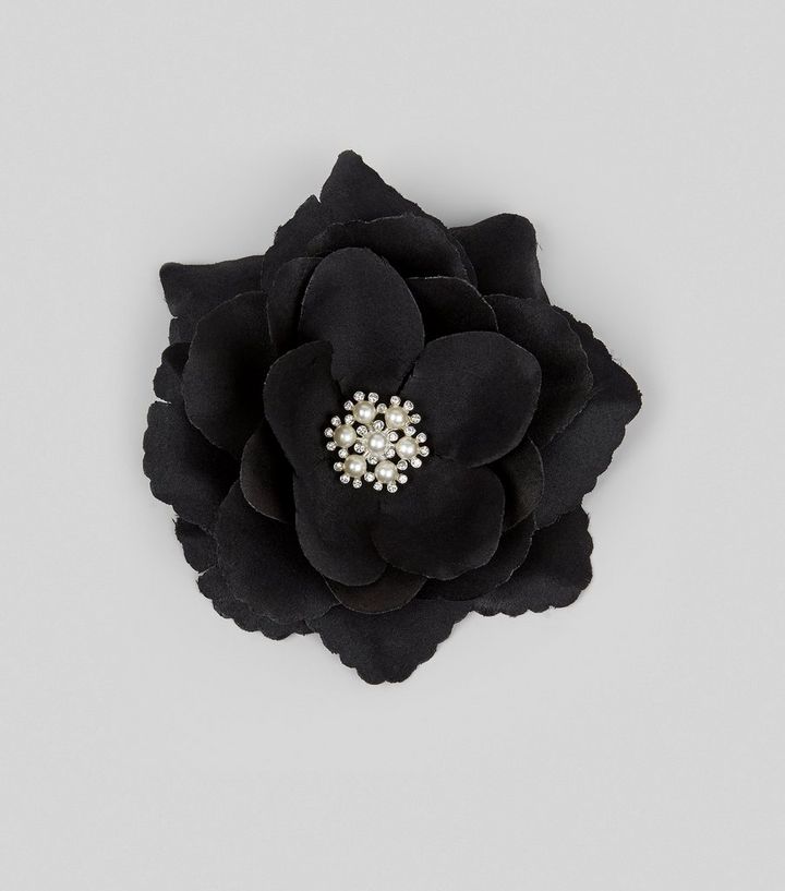 Black Flower Pearl Corsage Hair Clip New Look