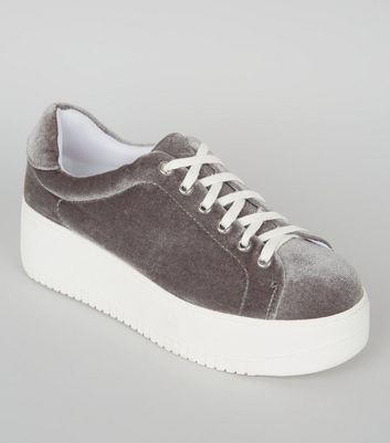 grey flatform trainers