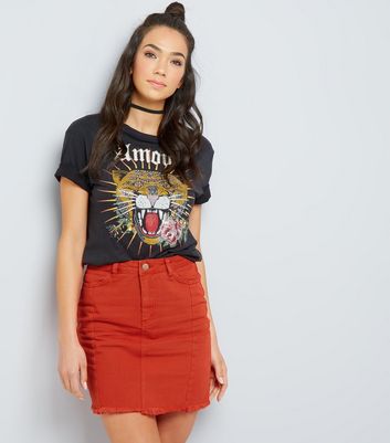 red denim skirt