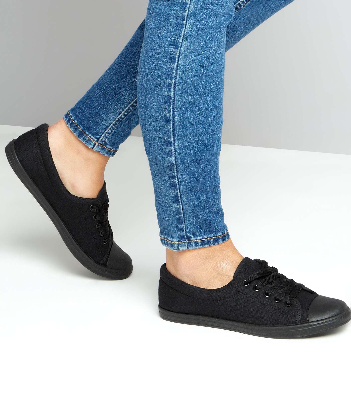 Teens Black Lace Up School Trainers  Image 3