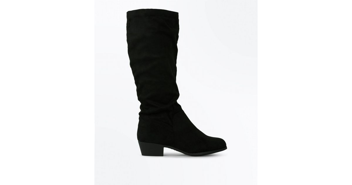 Wide Fit Kniehohe Wildlederimitat Stiefel Mit Weitem Schaft In Schwarz New Look