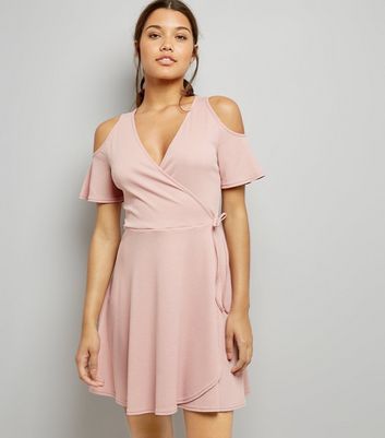 women's clothing shoulder wrap