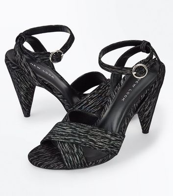 Sandales à Brides Croisées | Shop www.cremascota.com