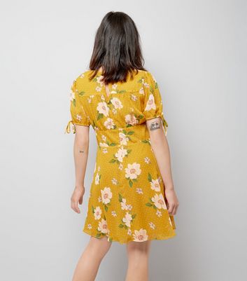 Yellow Floral Spot Print V Neck Dress New Look