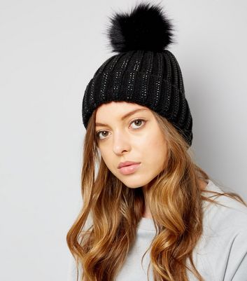 Black diamante bobble hat Clearance