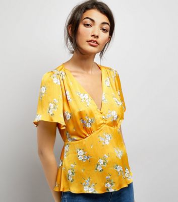 yellow floral print top