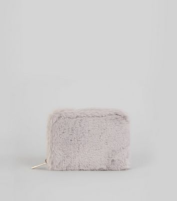 new look fluffy bag