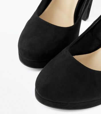Black heels closed round toe sale