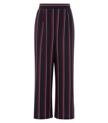 Navy trousers best sale with red stripe