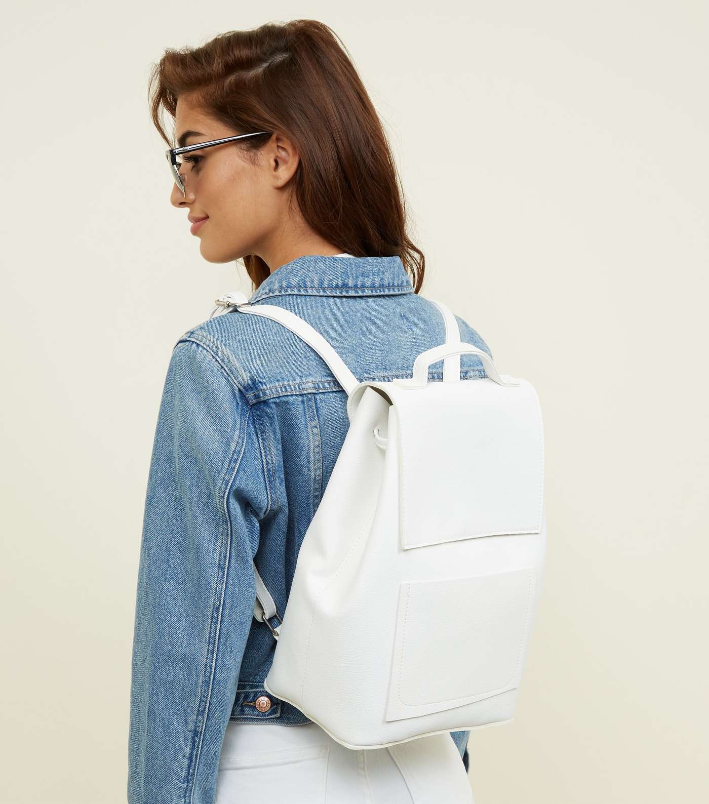 White Drawstring Pocket Front Backpack Image 2