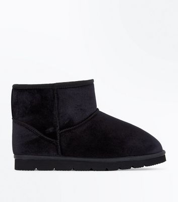 slip on fur lined boots