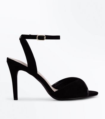sandales talons brides croisées