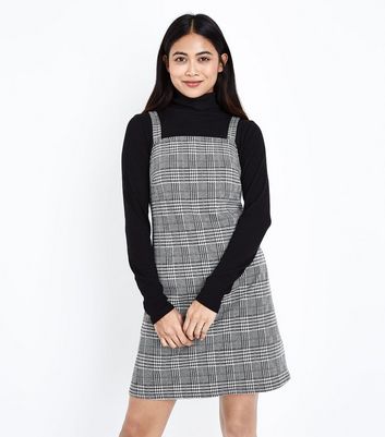 new look checked pinafore