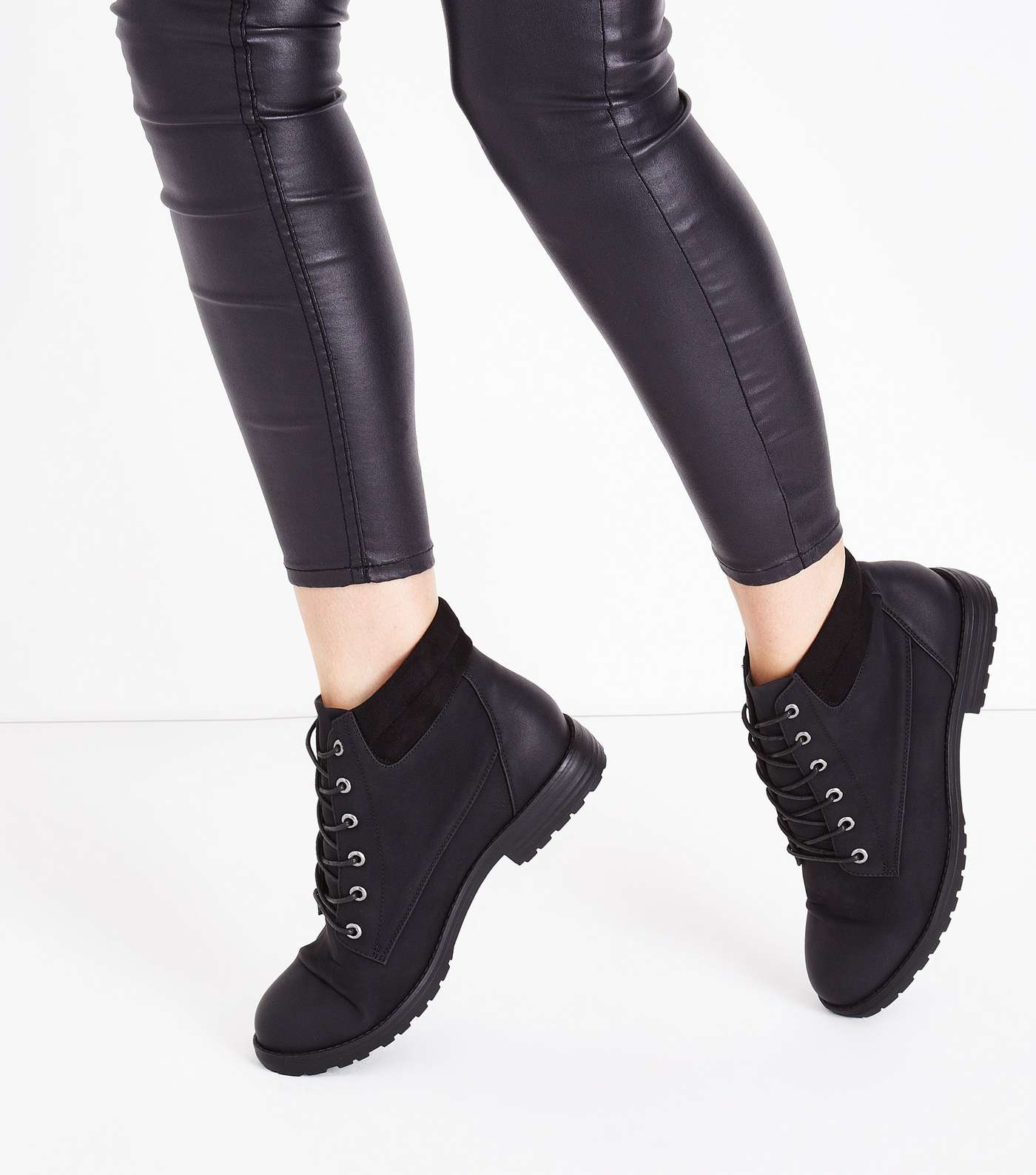 Black Contrast Cuff Lace Up Hiker Boots Image 2