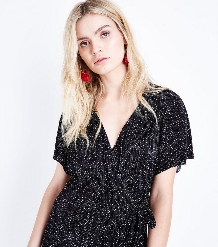 Tall Black Polka Dot Plisse Culotte Jumpsuit New Look Tall Black Polka Dot Plisse Culotte Jumpsuit New Look