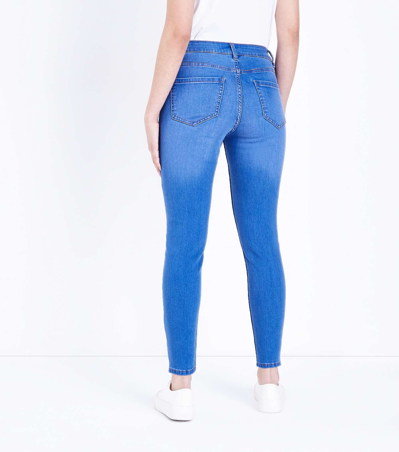 Petite Bright Blue 26in Super Soft Super Skinny Jeans Image 3