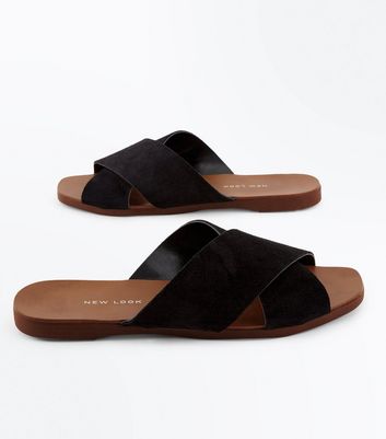 black wide fit sliders