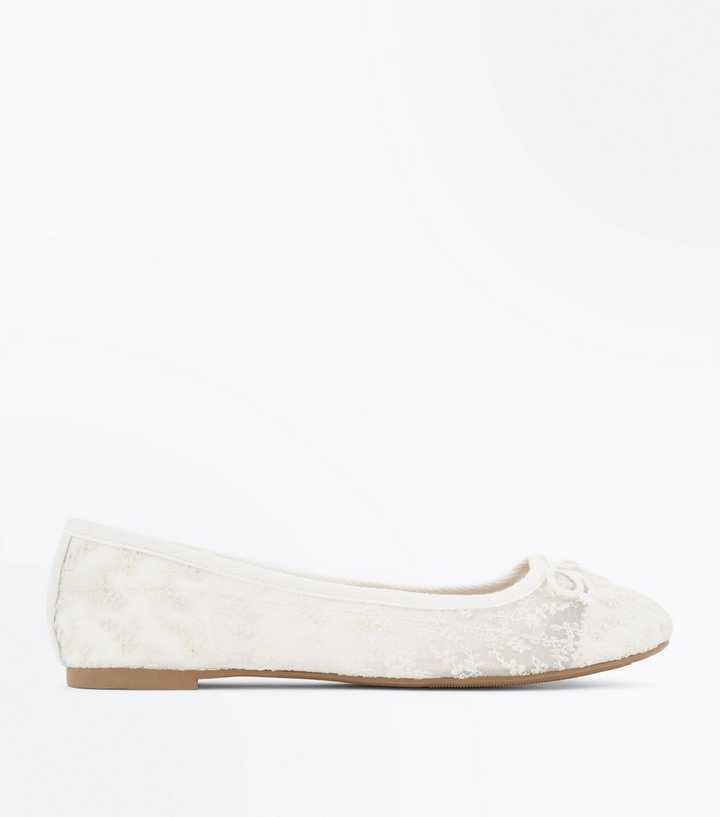 White Lace Bow Front Ballet Pumps