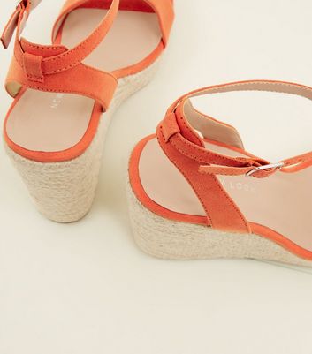 Bright deals orange wedges