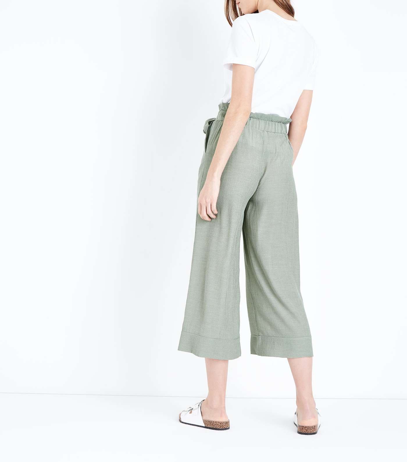 Mint Green Crepe Tie Waist Cropped Trousers Image 3