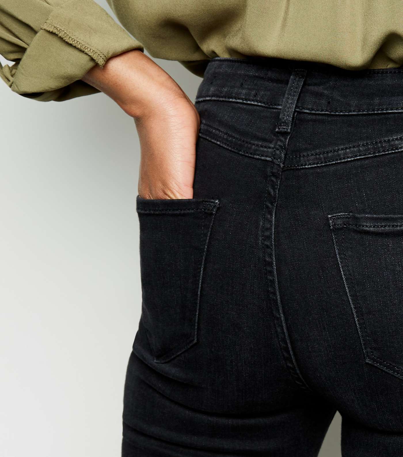Black High Rise Fray Hem Skinny 'Lift & Shape' Jeans Image 3
