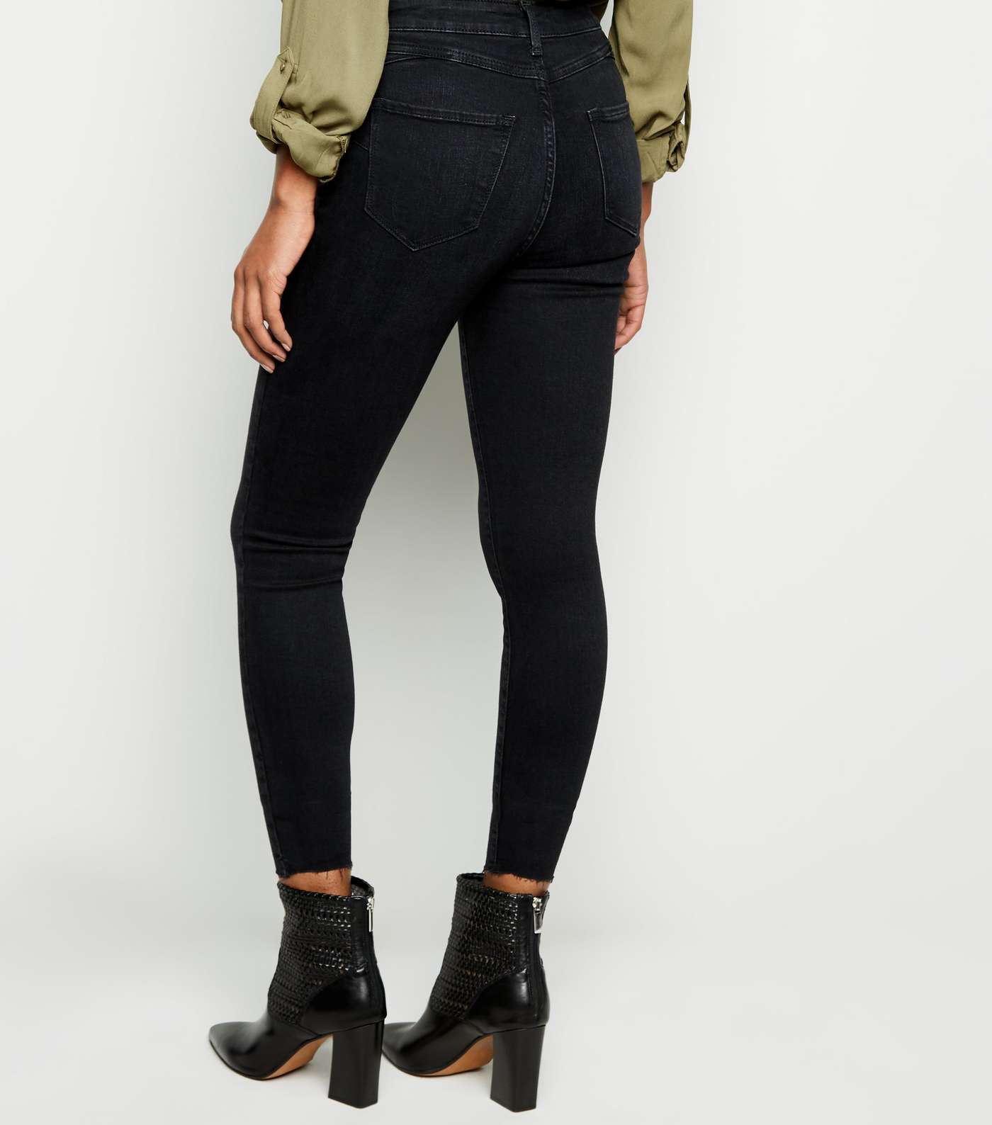 Black High Rise Fray Hem Skinny 'Lift & Shape' Jeans Image 5