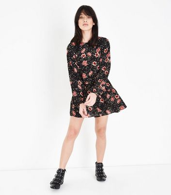 long sleeve playsuit new look