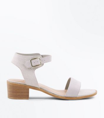 Wide Fit Grey Suedette Low Block Heel Sandals New Look