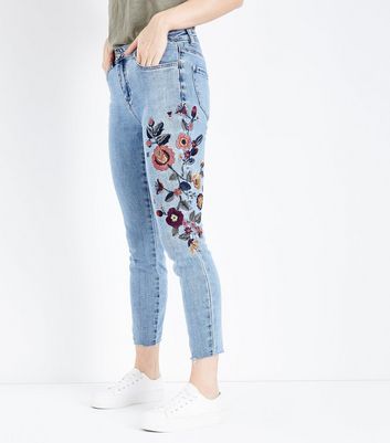 womens jeans with flowers