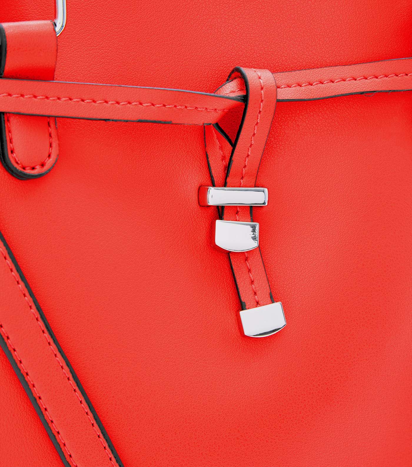 Red Toggle Front Tote Bag Image 3