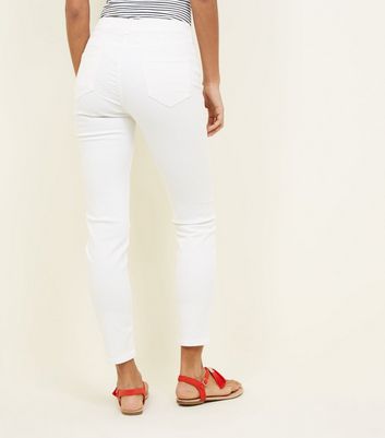 white skinny ankle grazer jeans