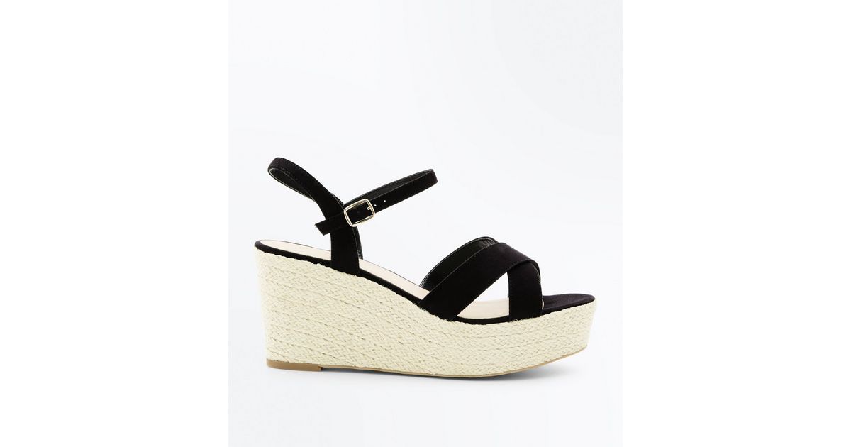 black crossover wedges