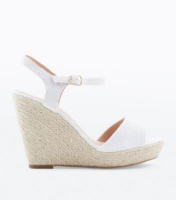 new look white wedges