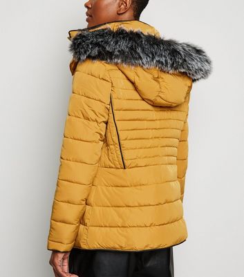 Mustard Faux Fur Trim Hooded Puffer Jacket New Look