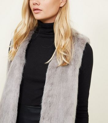 Grey faux fur deals gilet new look