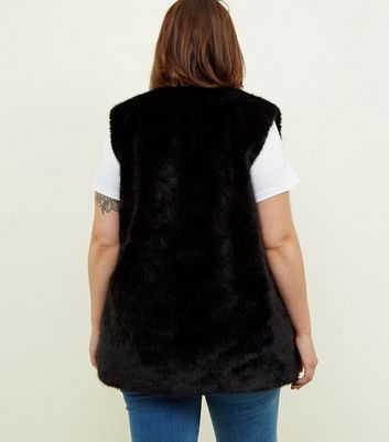 Curves Black Faux Fur Longline Gilet New Look