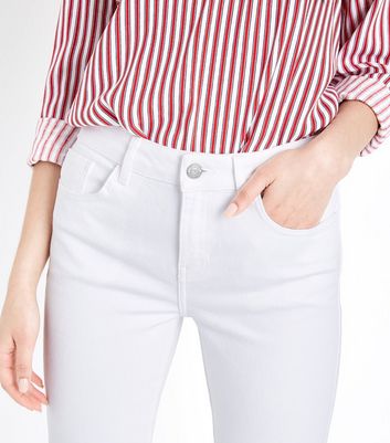 petite white cropped jeans