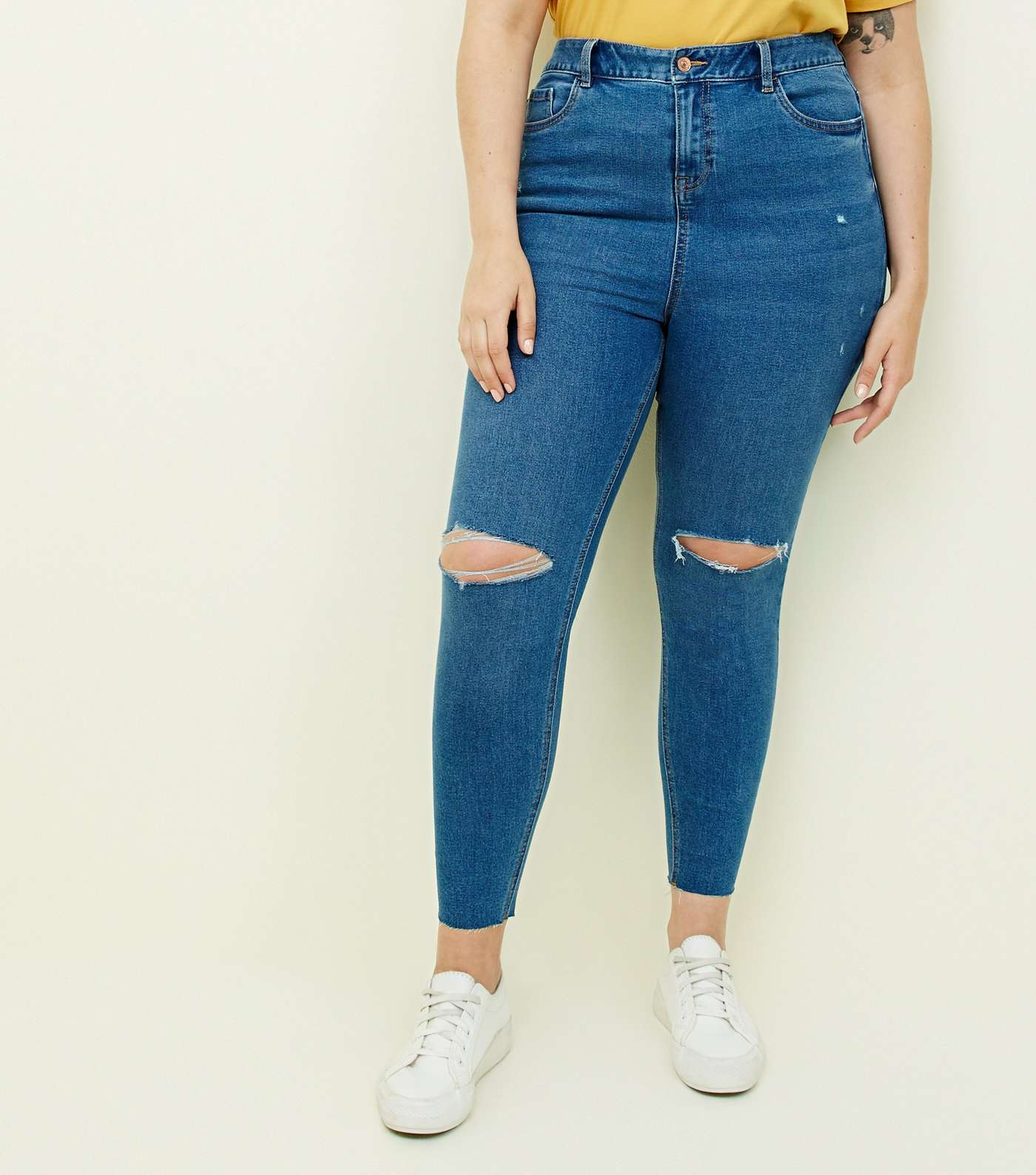 Curves Blue Ripped Knee Skinny Jeans Image 2