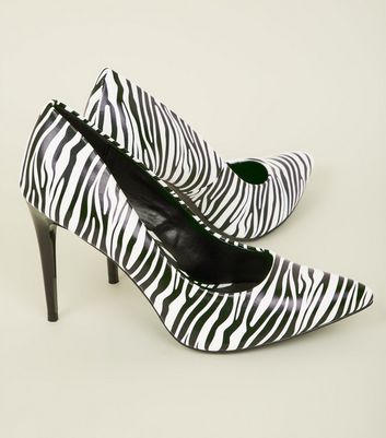Black Zebra Print Pointed Court Shoes 
