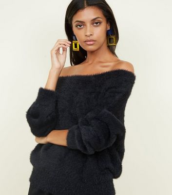 Black fluffy outlet jumper