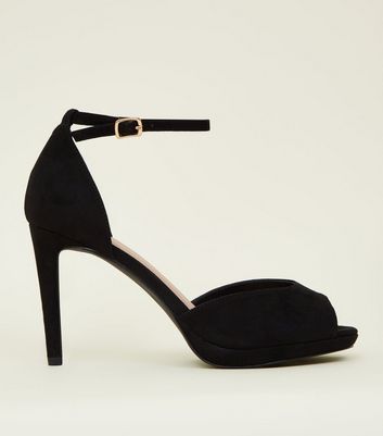 wide fit ankle strap shoes