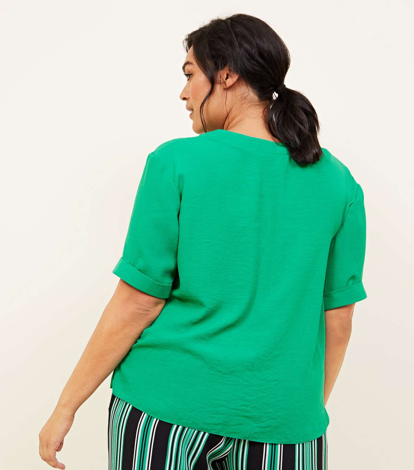 Curves Green Button Front Boxy Shirt Image 3