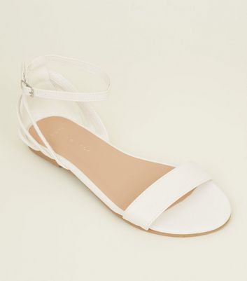 white flat sandals new look