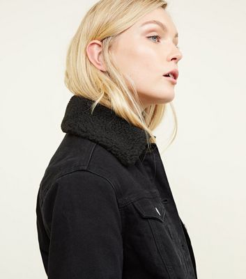 Levis black hot sale borg jacket