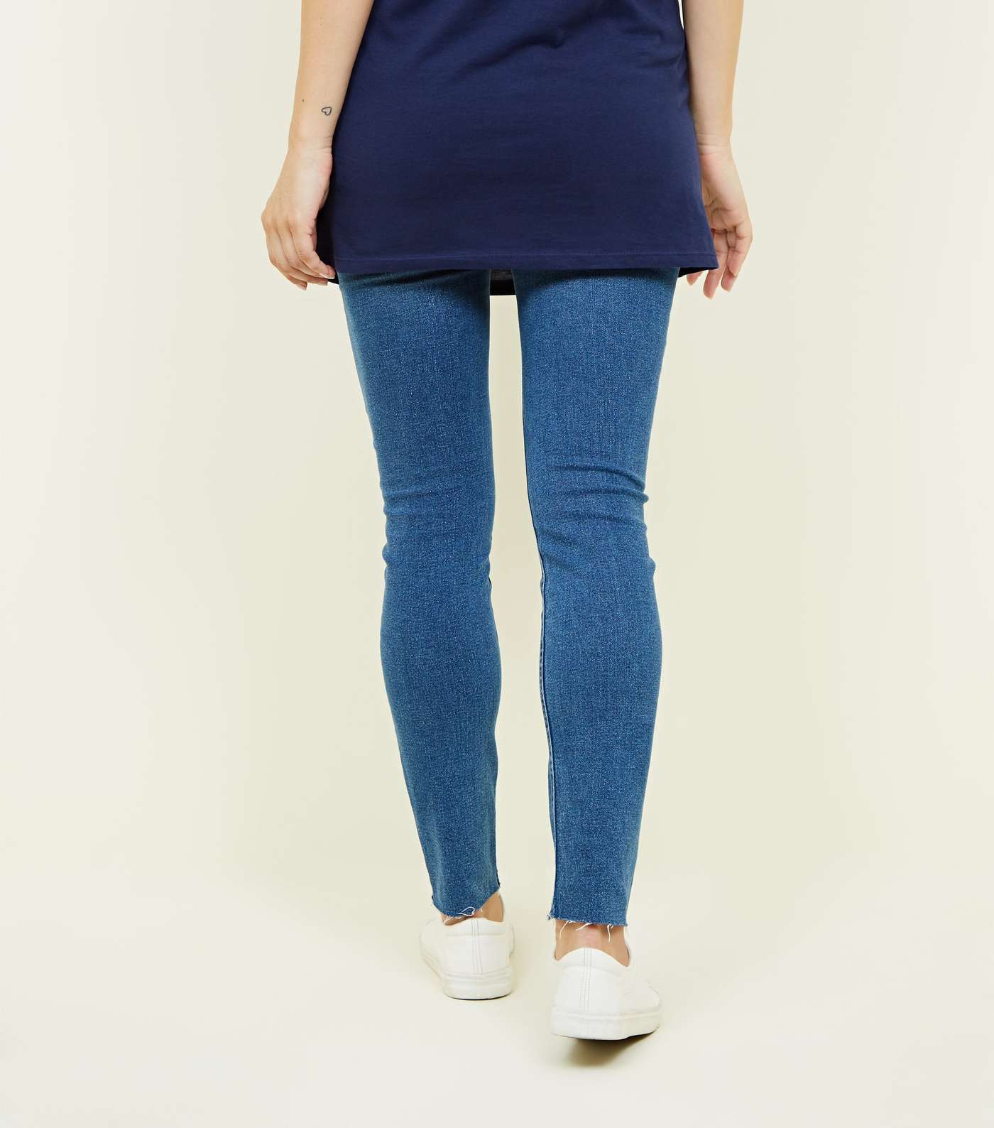 Maternity Blue Ripped Skinny Jeans Image 3